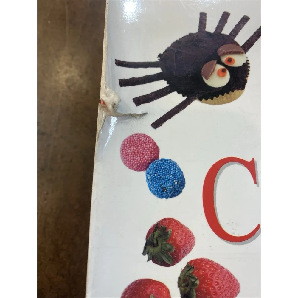 Child's 8  Piece‎ Kids Cooking Set by Liz Franklin Book With Accessories